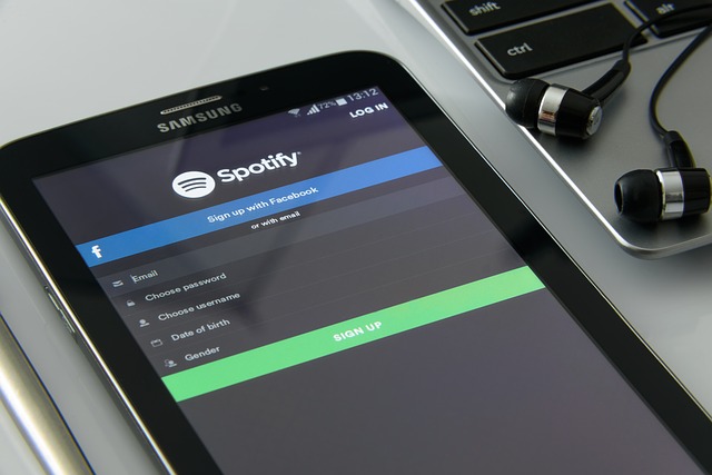 Spotify si aggiunge a Google Assistant con nuovi comandi vocali